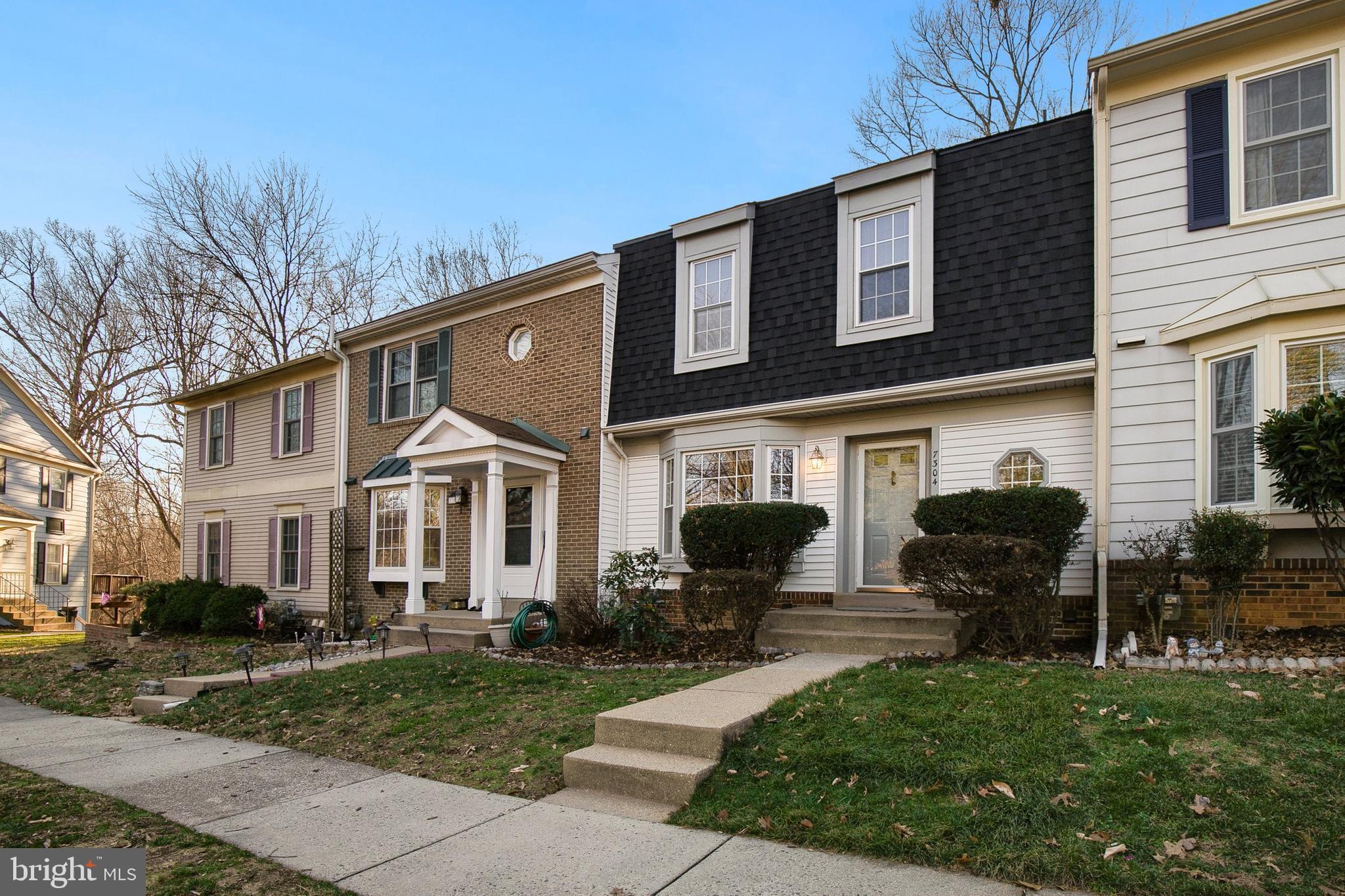 7304 Spring View Court Springfield, VA 22153 - Photo 2 of 32 Gallery Image 2
