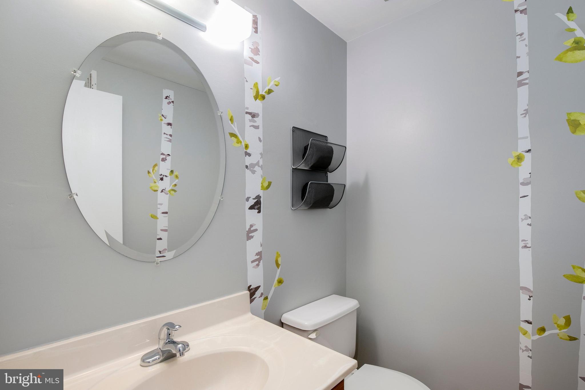 7304 Spring View Court Springfield, VA 22153 - Photo 14 of 32 Gallery Image 14