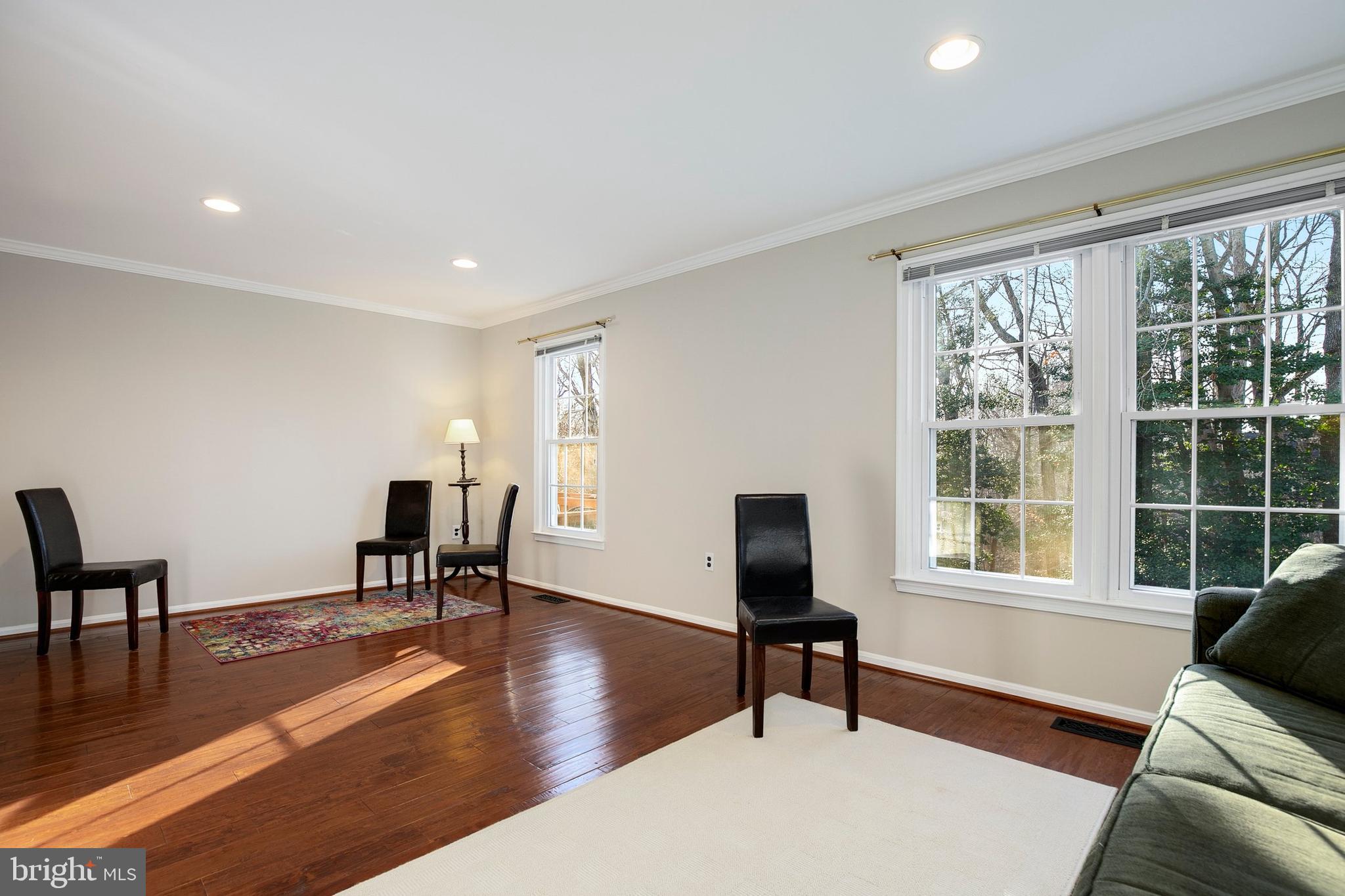 7304 Spring View Court Springfield, VA 22153 - Photo 15 of 32 Gallery Image 15