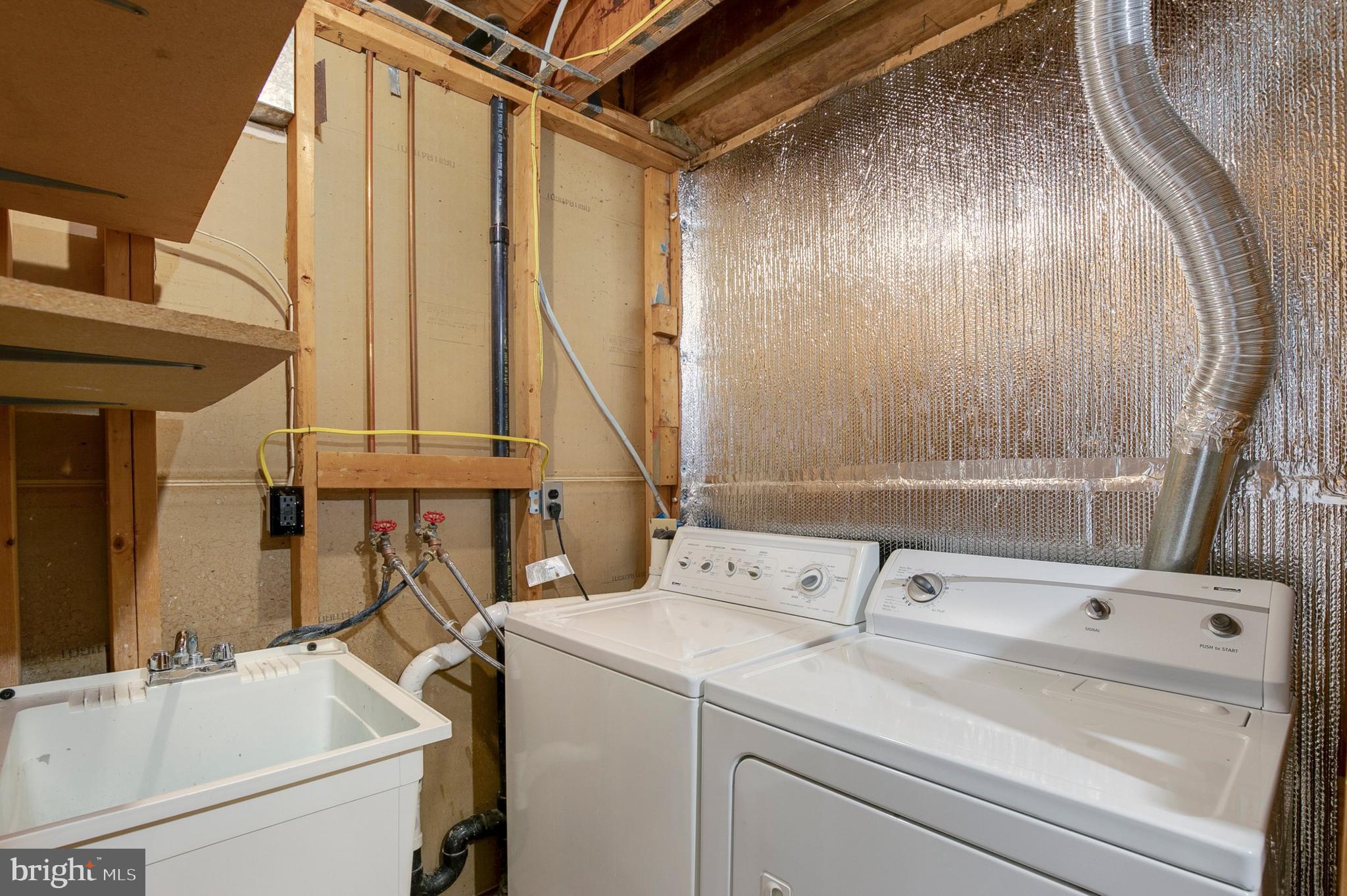 7304 Spring View Court Springfield, VA 22153 - Photo 28 of 32 Gallery Image 28