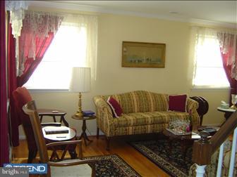 818 Evans Road Springfield, PA 19064 - Photo 2 of 6 Living Room