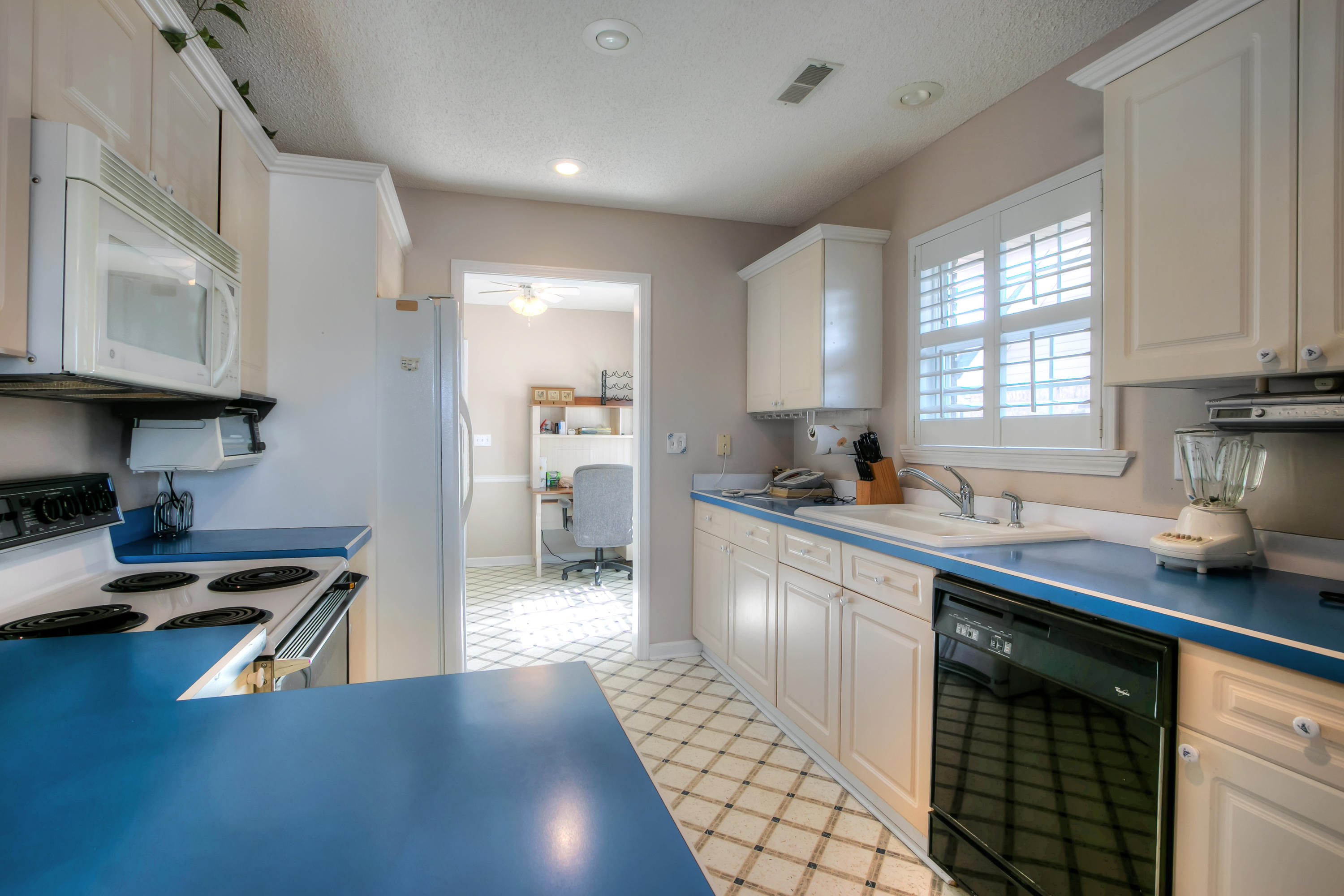111 Ridge Lake Drive Manning, SC 29102 - Photo 17 of 41 39