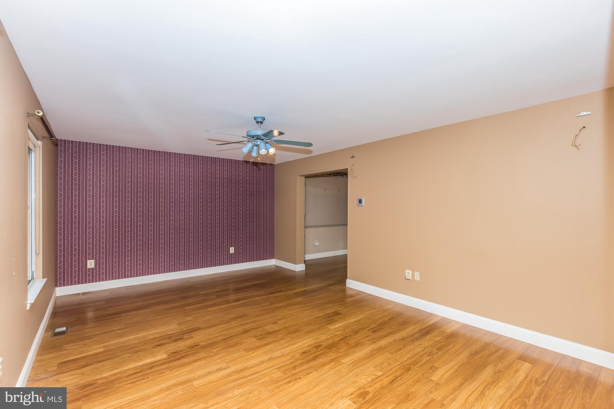150 Hilton Road Cochranville, PA 19330 - Photo 11 of 31 Living Room