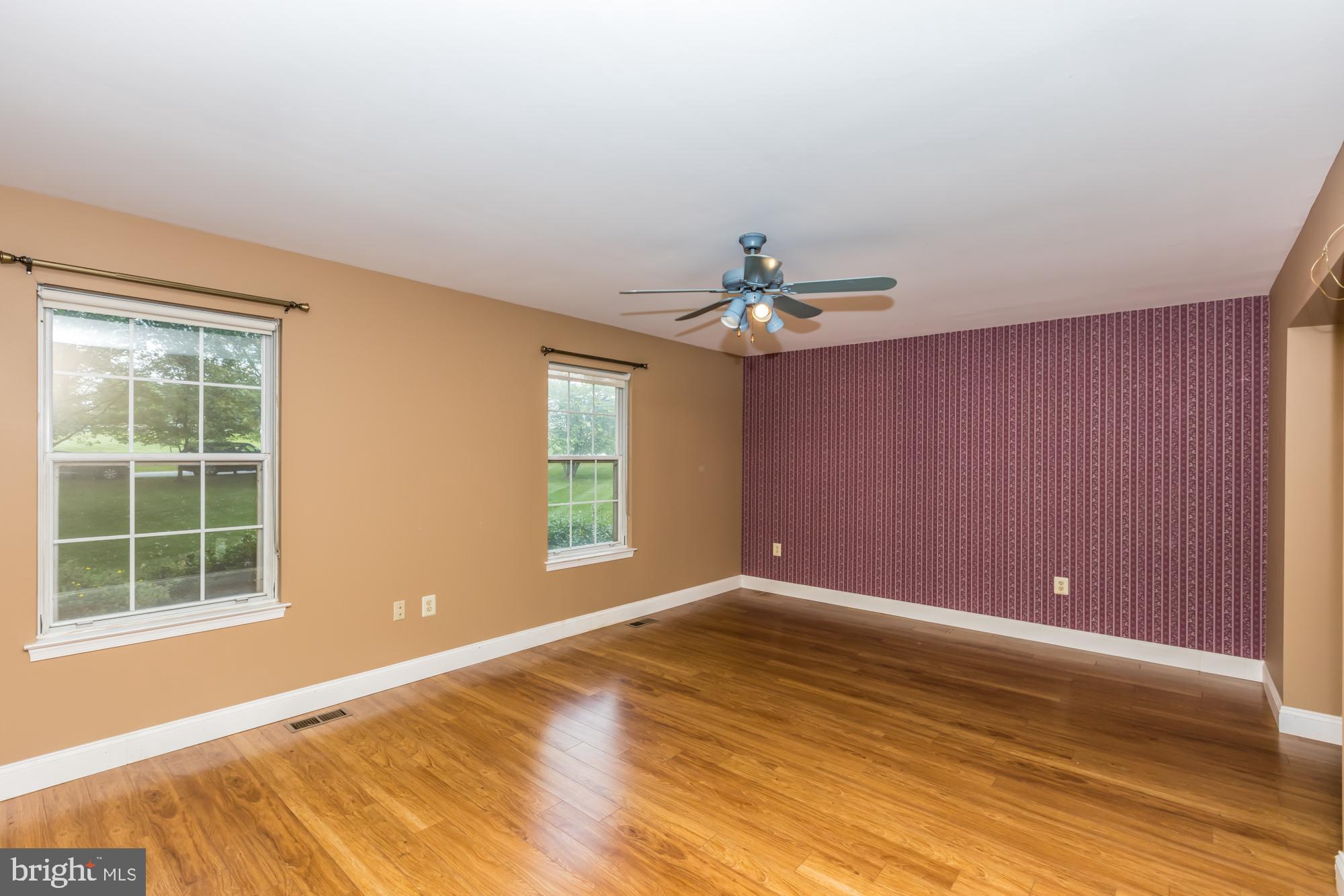150 Hilton Road Cochranville, PA 19330 - Photo 12 of 31 Living Room