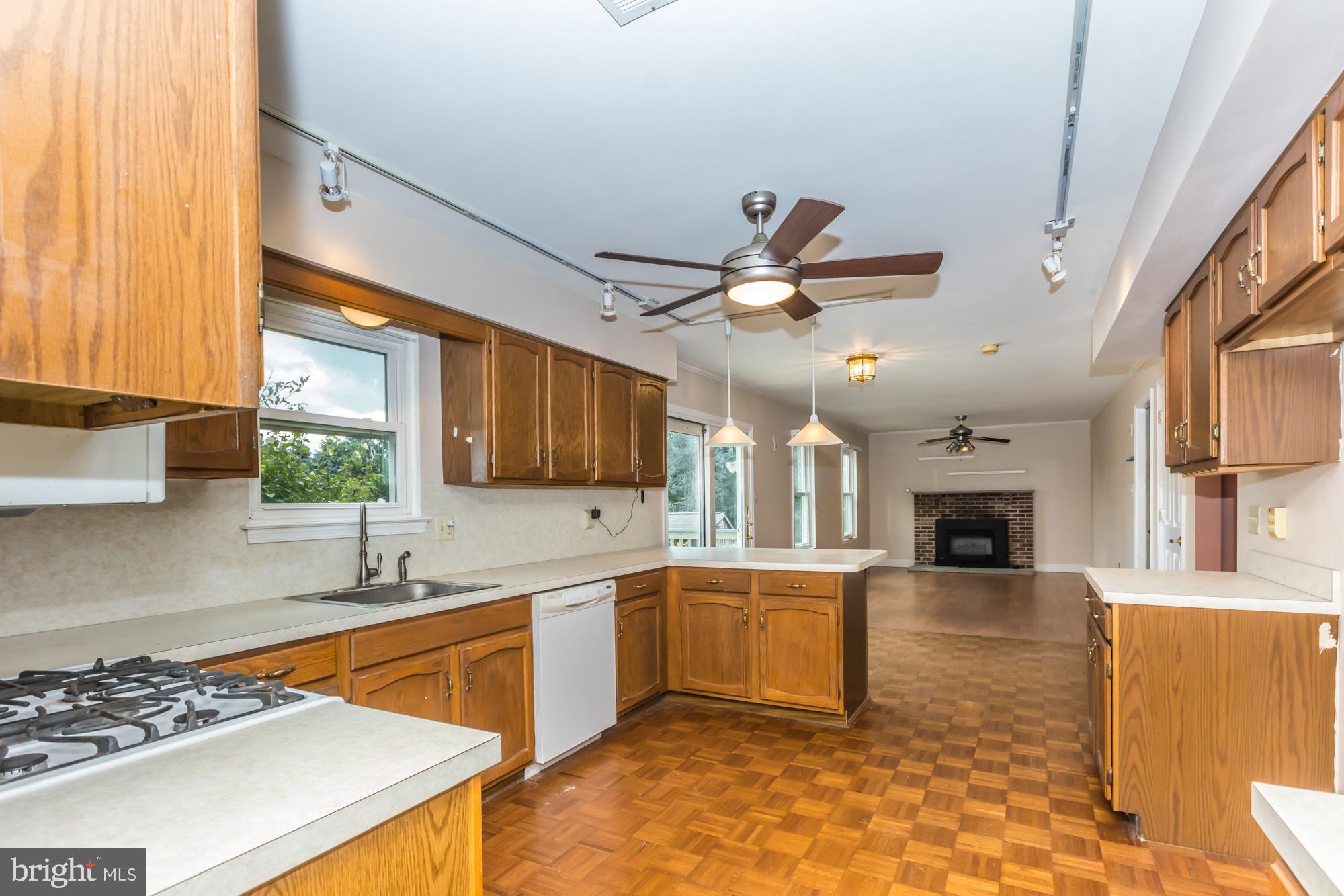 150 Hilton Road Cochranville, PA 19330 - Photo 5 of 31 Kitchen