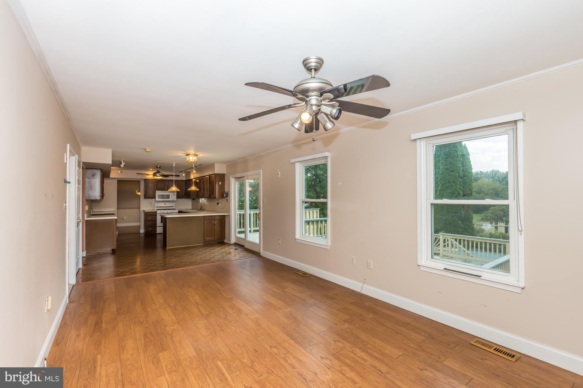 150 Hilton Road Cochranville, PA 19330 - Photo 9 of 31 Family Room