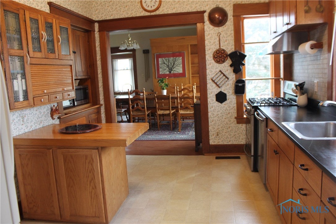 16724 Sand Ridge Road Bowling Green, OH 43402 - Photo 13 of 31 Gallery Image 13