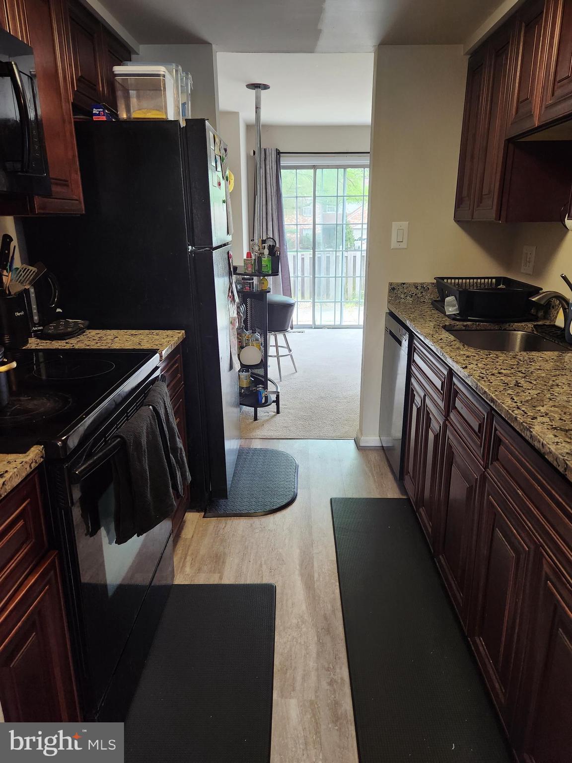 7006 Palamar Turn Lanham, MD 20706 - Photo 6 of 19 Kitchen