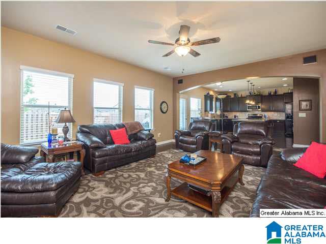 320 Lacey Avenue Alabaster, AL 35114 - Photo 7 of 23