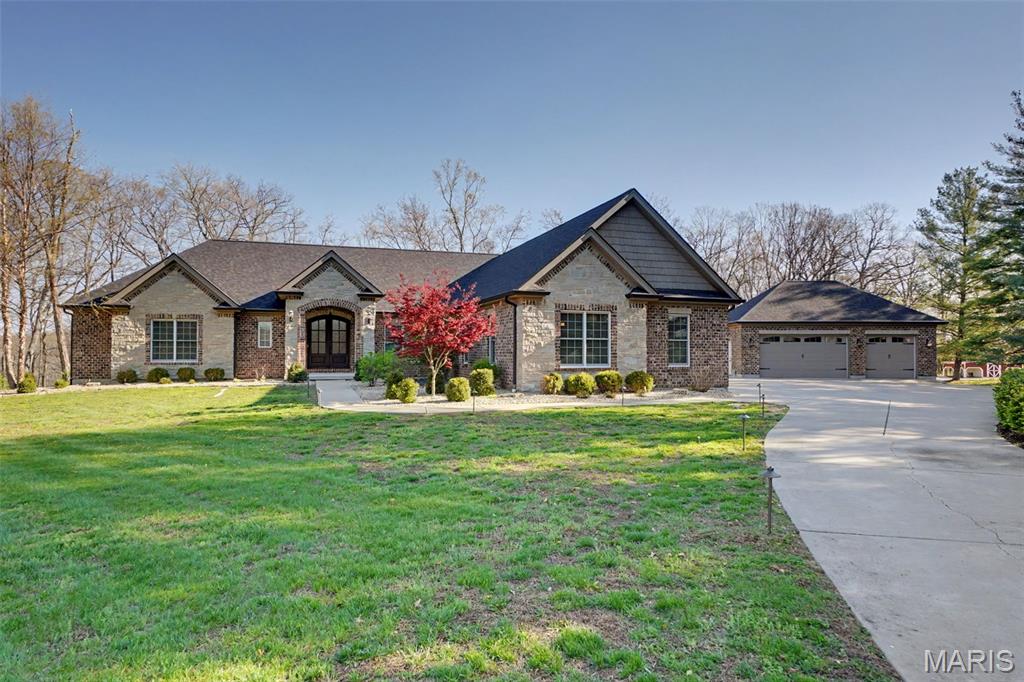 353 Callaway Ridge Drive Defiance, MO 63341 - Photo 2 of 68