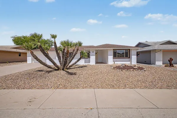 $2,250 | 12714 West Crystal Lake Drive, Sun City West, AZ 85375
