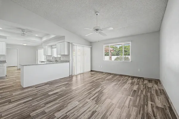 $2,250 | 12714 West Crystal Lake Drive, Sun City West, AZ 85375