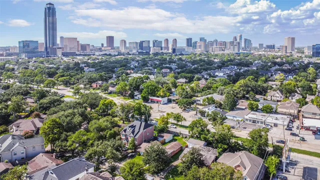 $650,000 | 4406 Ingersoll Street, Houston, TX 77027