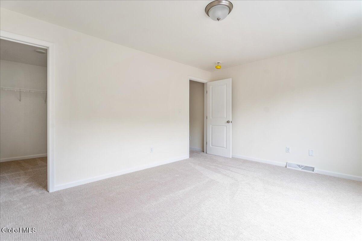 14 Brookhaven Court Wilton, NY 12866 - Photo 25 of 45 36-6 EASTPOINTE DR-29