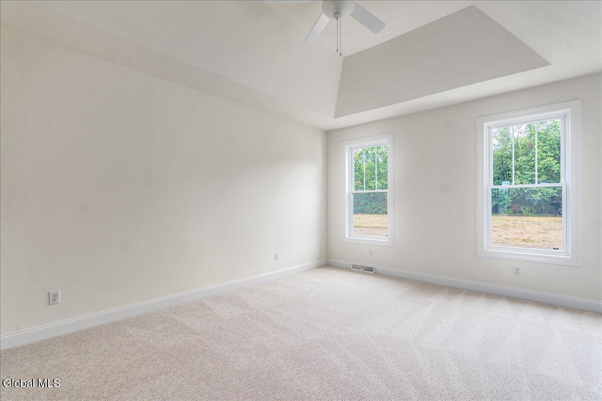 14 Brookhaven Court Wilton, NY 12866 - Photo 5 of 45 03-6 EASTPOINTE DR-10