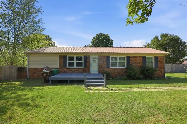 $265,000 | 4228 Valley Circle, Thomasville, NC 27360