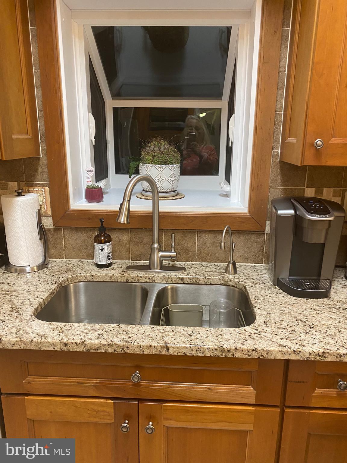 3817 Longley Road Abingdon, MD 21009 - Photo 26 of 51 Window Over Sink Kitchen 19 ' x 10 ' Upper Level