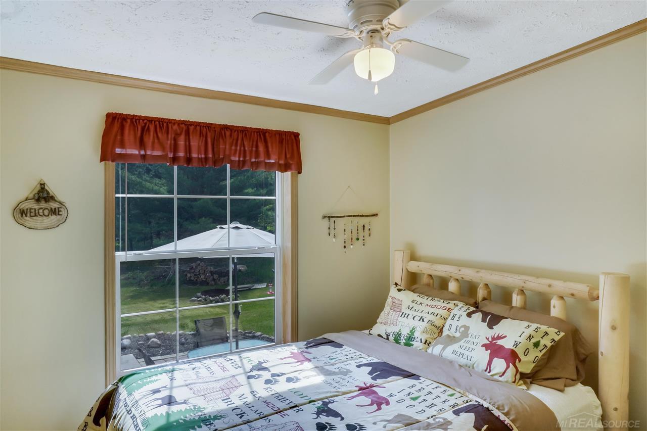 660 Pettit Road Lupton, MI 48635 - Photo 23 of 47 50043439-22.JPG