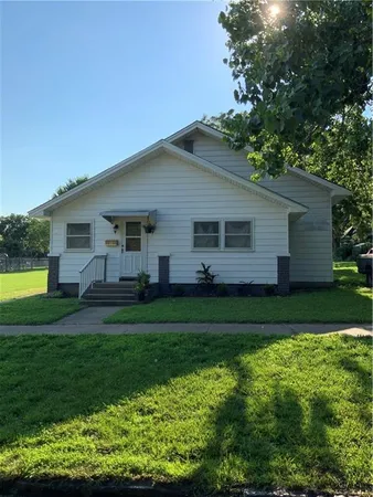 $79,000 | 816 North Sycamore Road, Iola, KS 66749