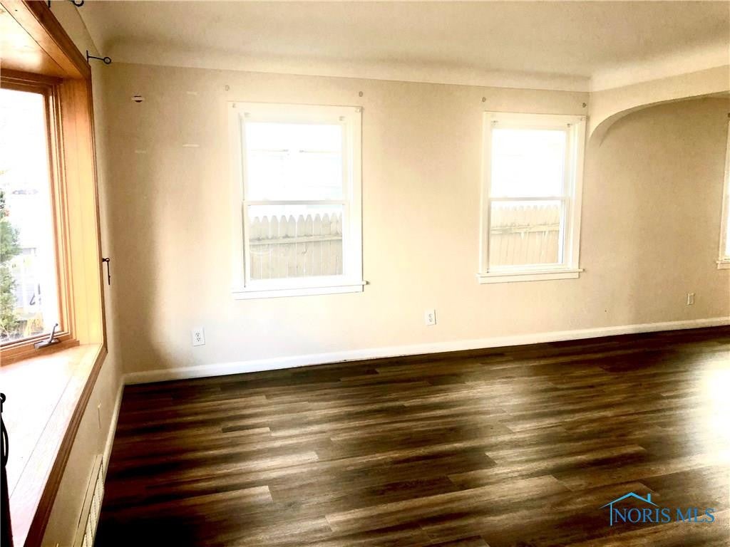 623 Cloverdale Road Toledo, OH 43612 - Photo 4 of 22 Gallery Image 4
