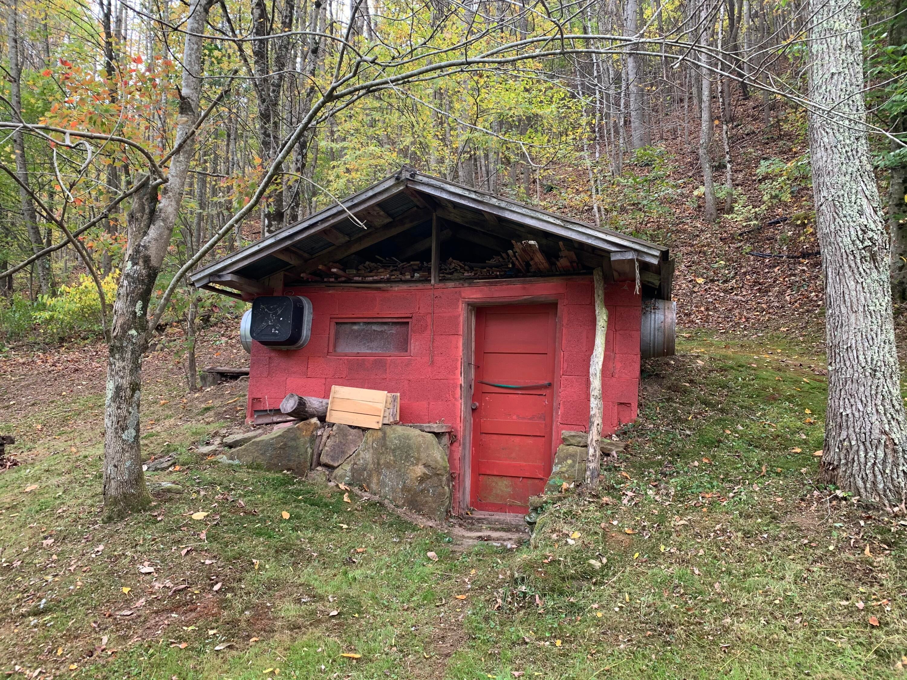 3446 Snake Run Road Alderson, WV 24910 - Photo 63 of 95 Gallery Image 63