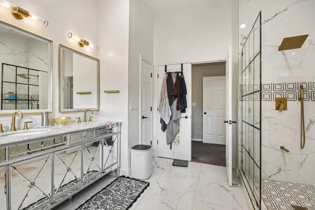 $649,900 | 34115 North Wooded Glen Drive, Grayslake, IL 60030