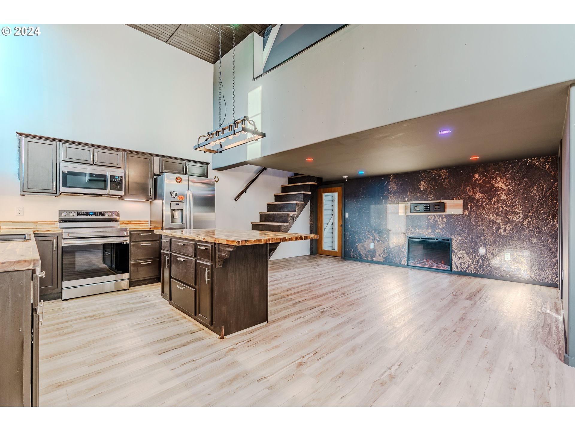 34326 Johnson's Landing Road Scappoose, OR 97056 - Photo 16 of 41 Gallery Image 16