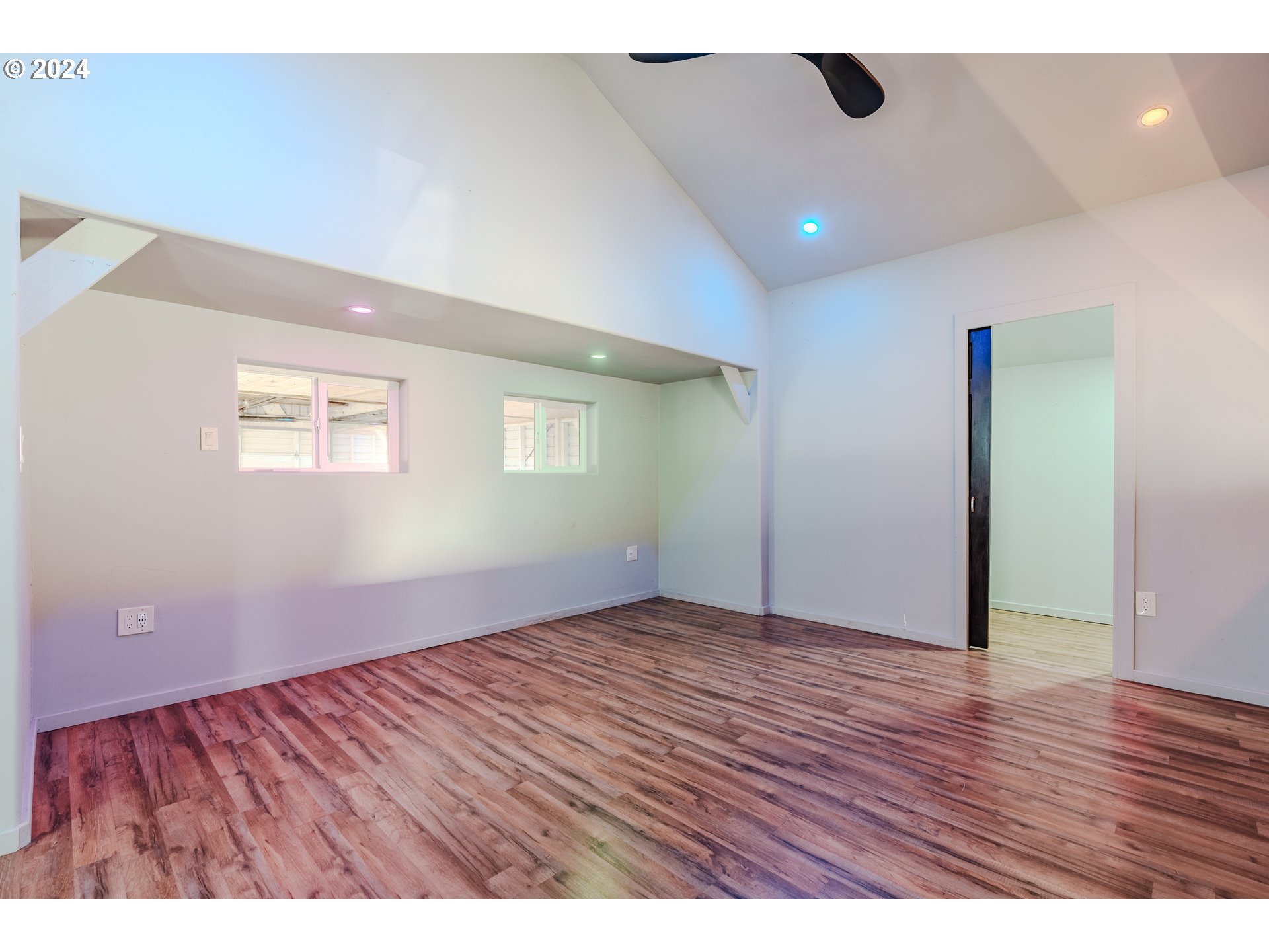 34326 Johnson's Landing Road Scappoose, OR 97056 - Photo 23 of 41 Gallery Image 23