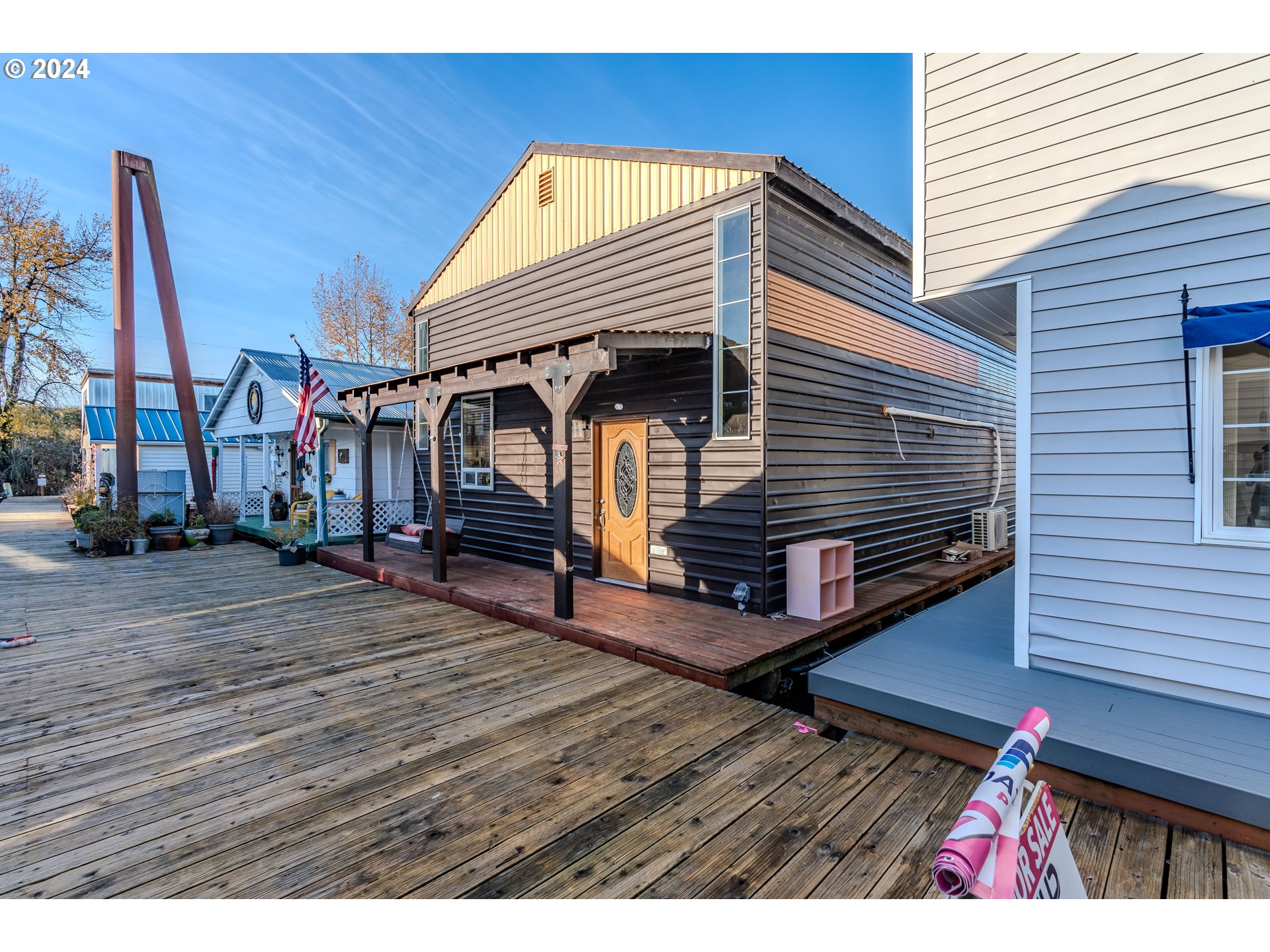 34326 Johnson's Landing Road Scappoose, OR 97056 - Photo 6 of 41 Gallery Image 6
