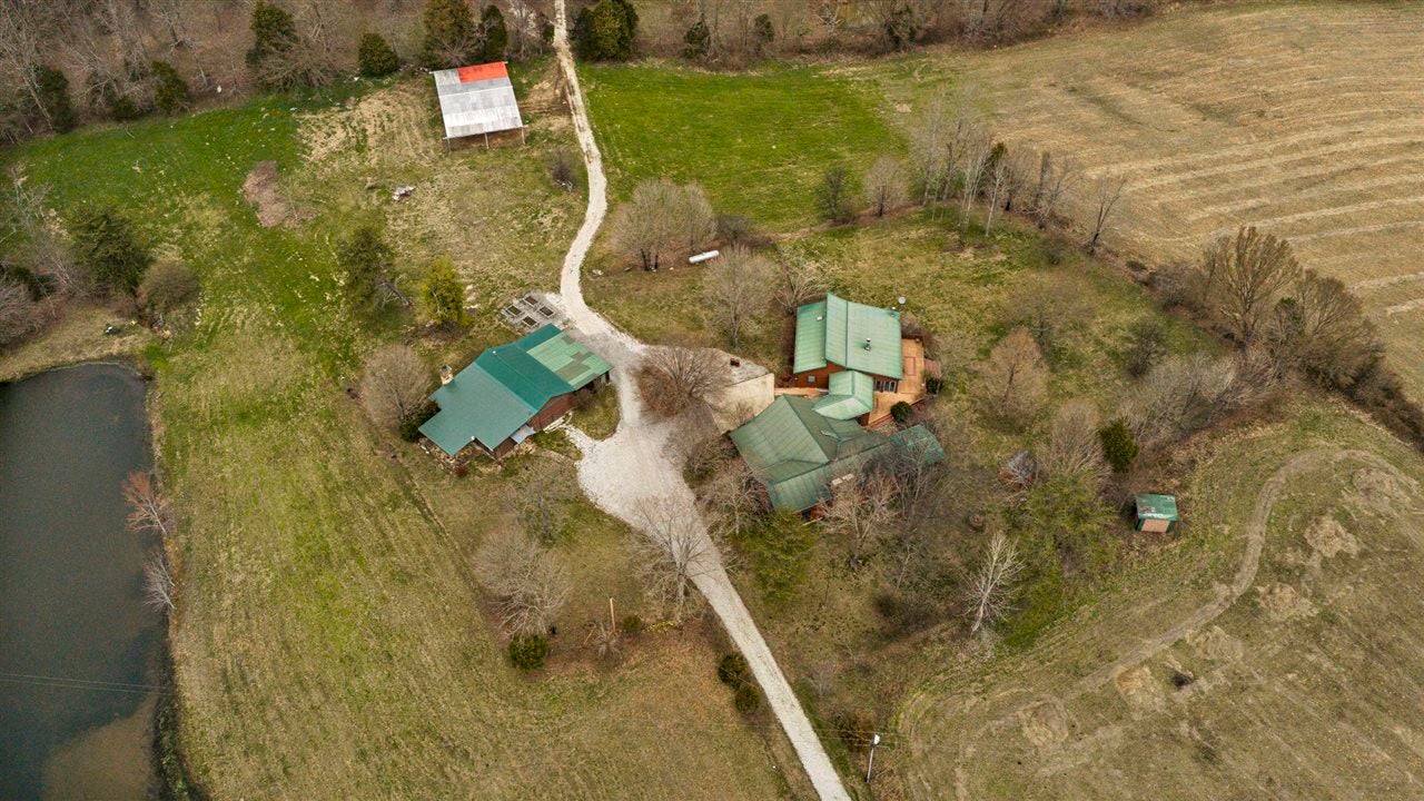 7828 Wingfield Church Road Bowling Green, KY 42101 - Photo 5 of 59 Gallery Image 5