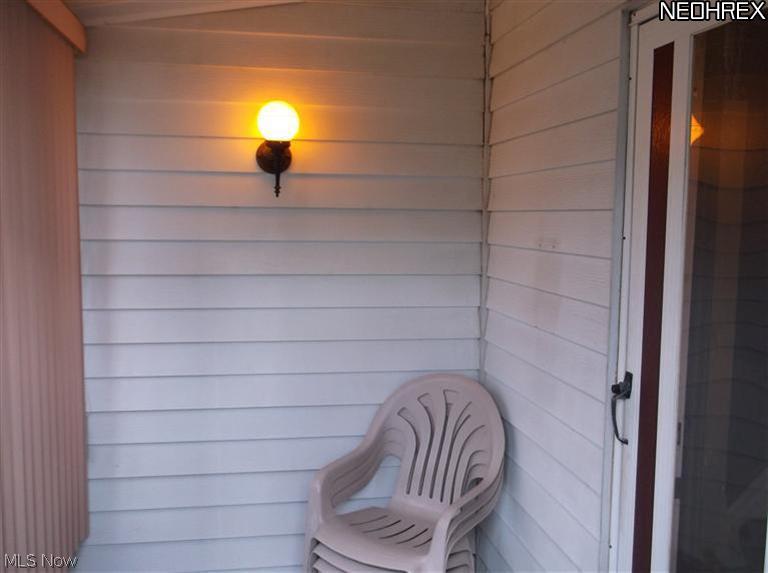 463 Spaulding Street Akron, OH 44310 - Photo 16 of 20 Enclosed front porch with ramp.