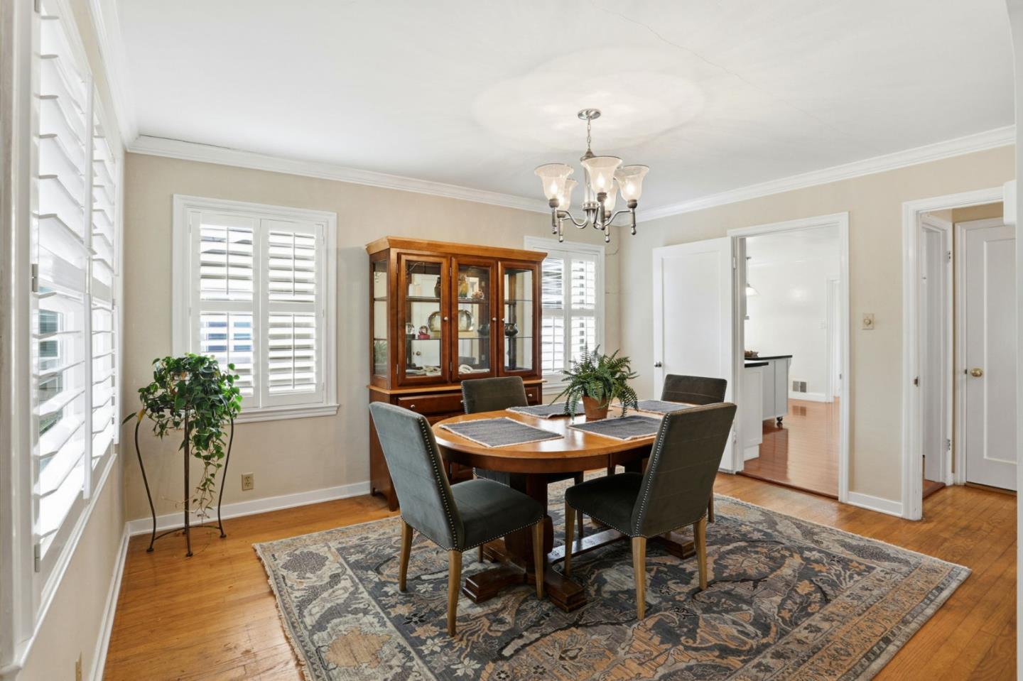 680 North Winchester Boulevard Santa Clara, CA 95050 - Photo 12 of 34