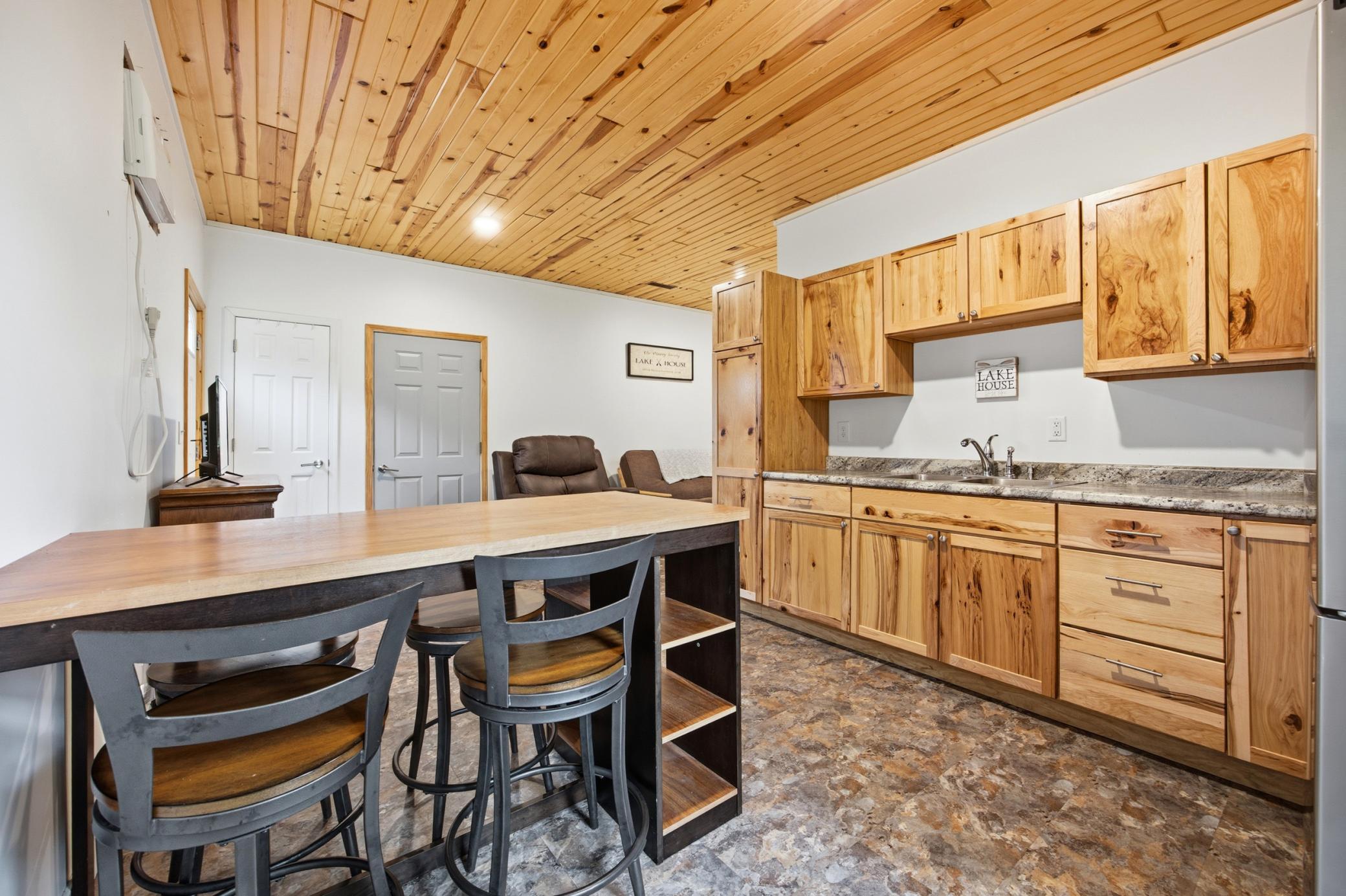 27025 North Little Floyd Lake Road Detroit Lakes, MN 56501 - Photo 11 of 32