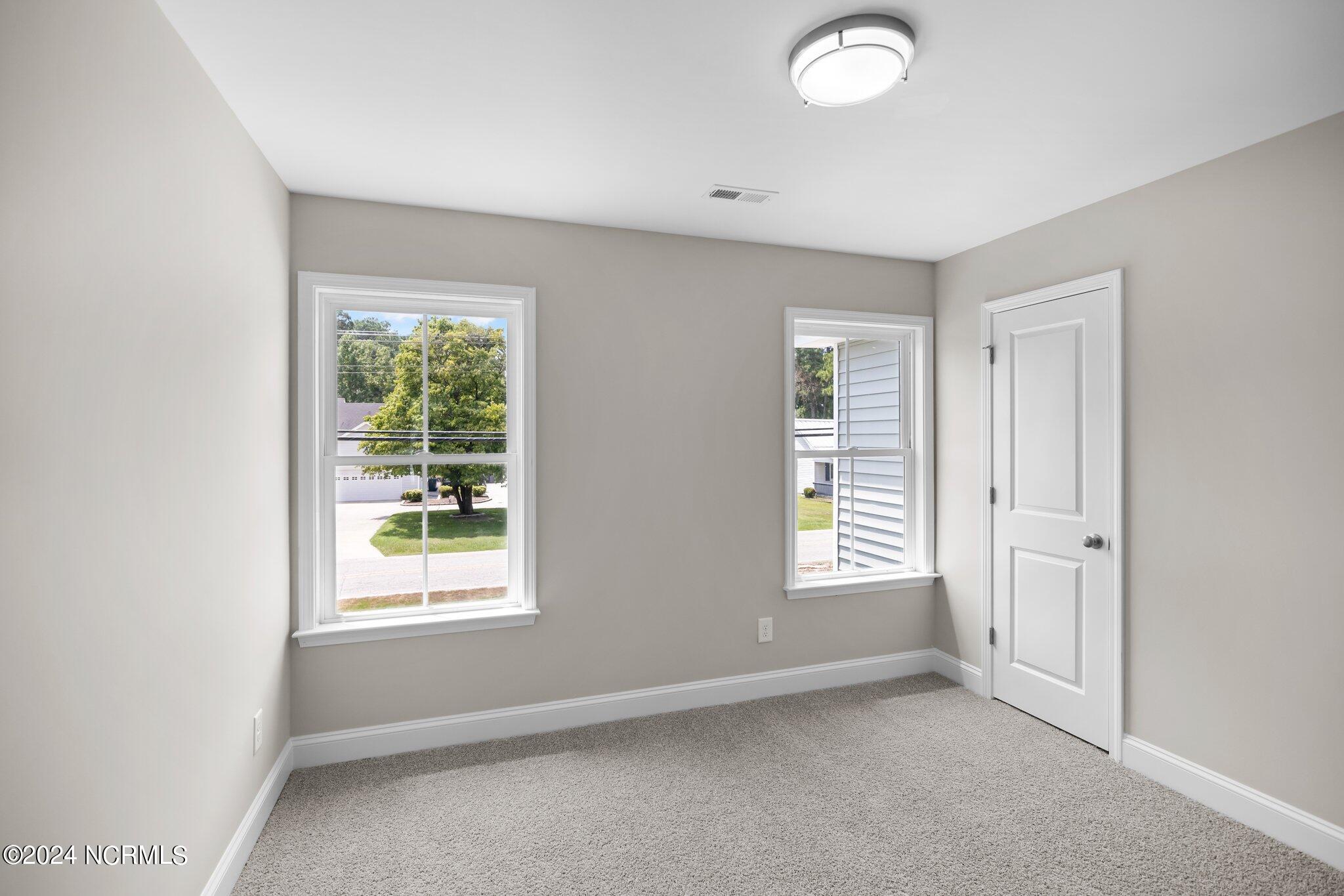 1011 Sunnybrook Road South Wilson, NC 27893 - Photo 16 of 36 38-web-or-mls-BLS_0078