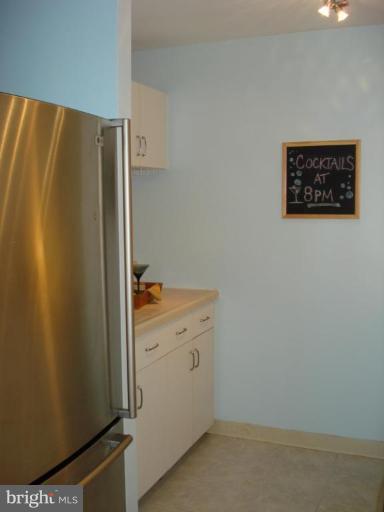 534 South Charles Street, Unit R81 Baltimore, MD 21204 - Photo 16 of 30 Kitchen
