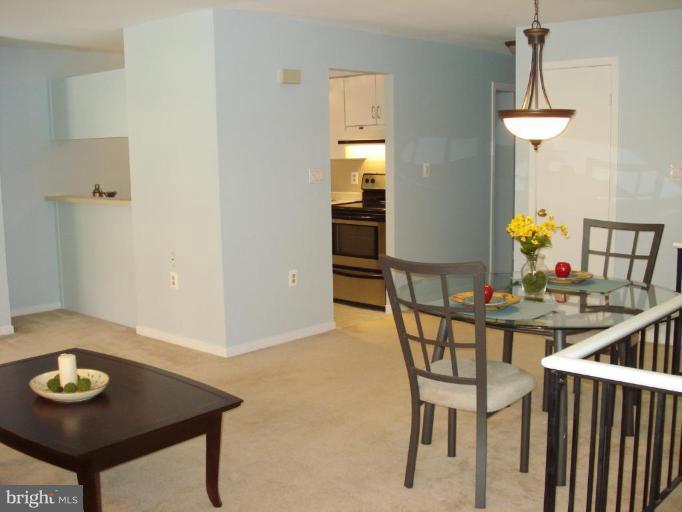 534 South Charles Street, Unit R81 Baltimore, MD 21204 - Photo 8 of 30 Dining Room