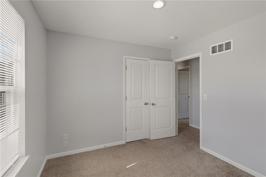 21708 North Ridge Peculiar, MO 64078 - Photo 27 of 39