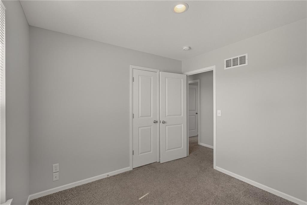 21708 North Ridge Peculiar, MO 64078 - Photo 28 of 39