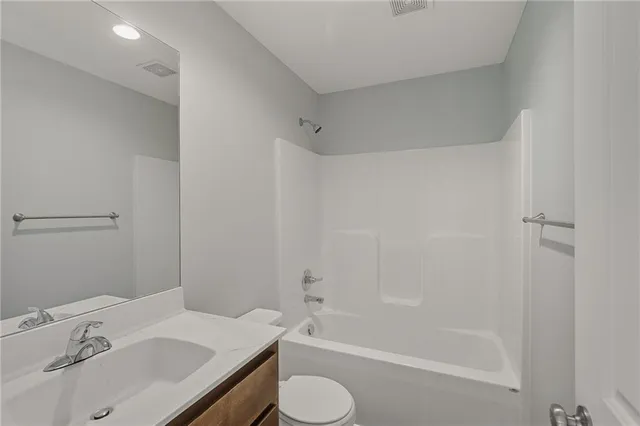 $309,000 | 21708 North Ridge, Peculiar, MO 64078