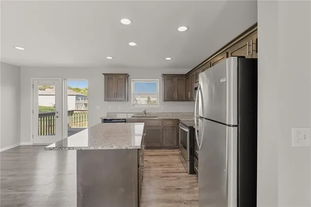 $309,000 | 21708 North Ridge, Peculiar, MO 64078