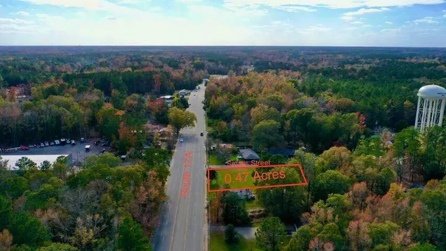 $200,000 | 231 South Live Oak Drive, Moncks Corner, SC 29461