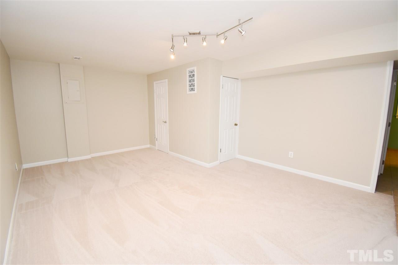2416 Windsor Trail Raleigh, NC 27615 - Photo 20 of 27