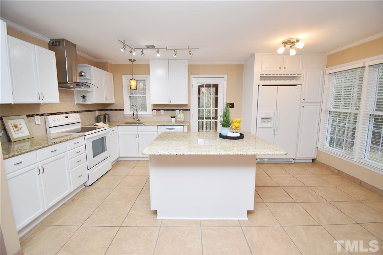 2416 Windsor Trail Raleigh, NC 27615 - Photo 10 of 27