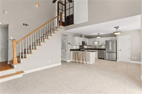 $185,000 | 4445 Perkins Street, Unit 102, Metairie, LA 70001