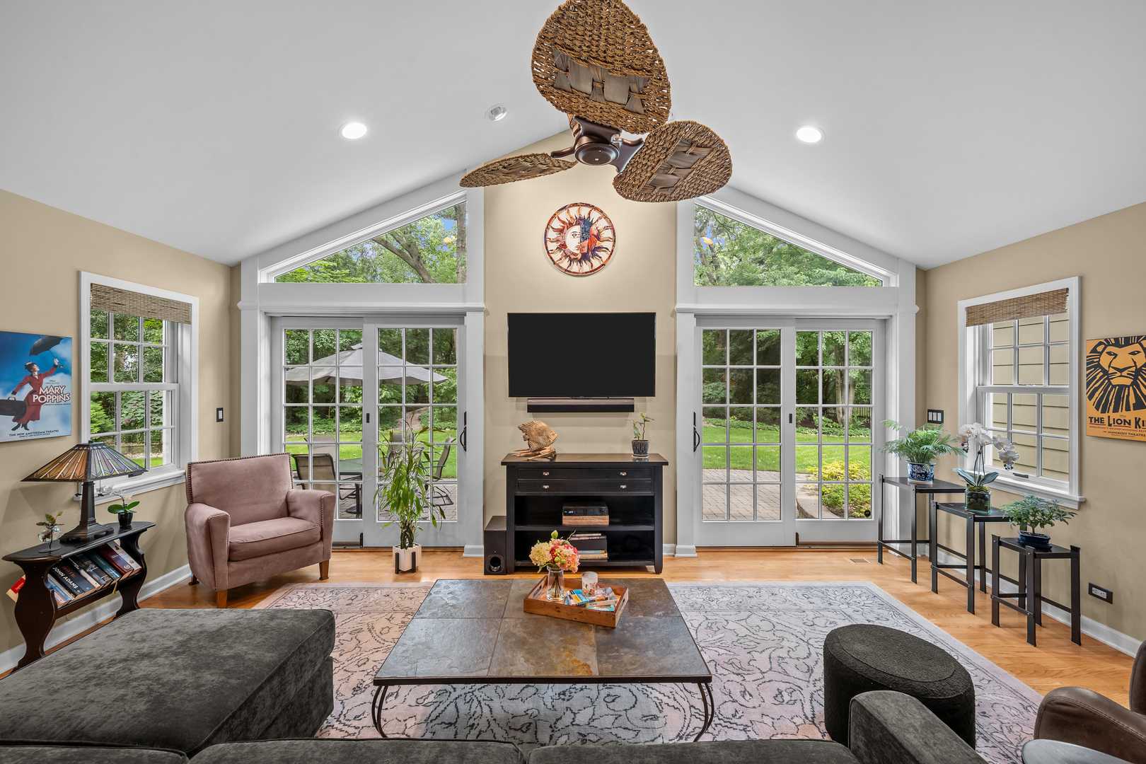 777 Cherokee Road Lake Forest, IL 60045 - Photo 10 of 36 Gallery Image 10