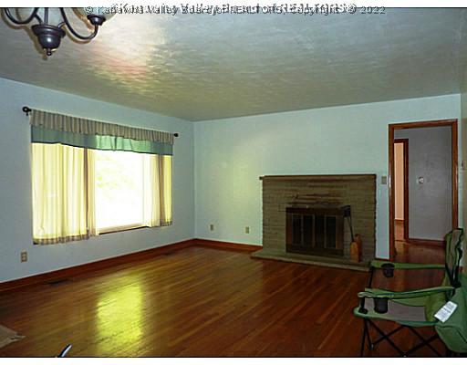 160 Williams Avenue Ripley, WV 25271 - Photo 8 of 16 Living Room.
