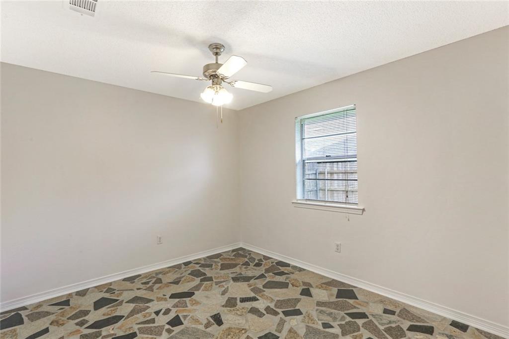 2524 Rue Jesann Marrero, LA 70072 - Photo 17 of 22 Gallery Image 17