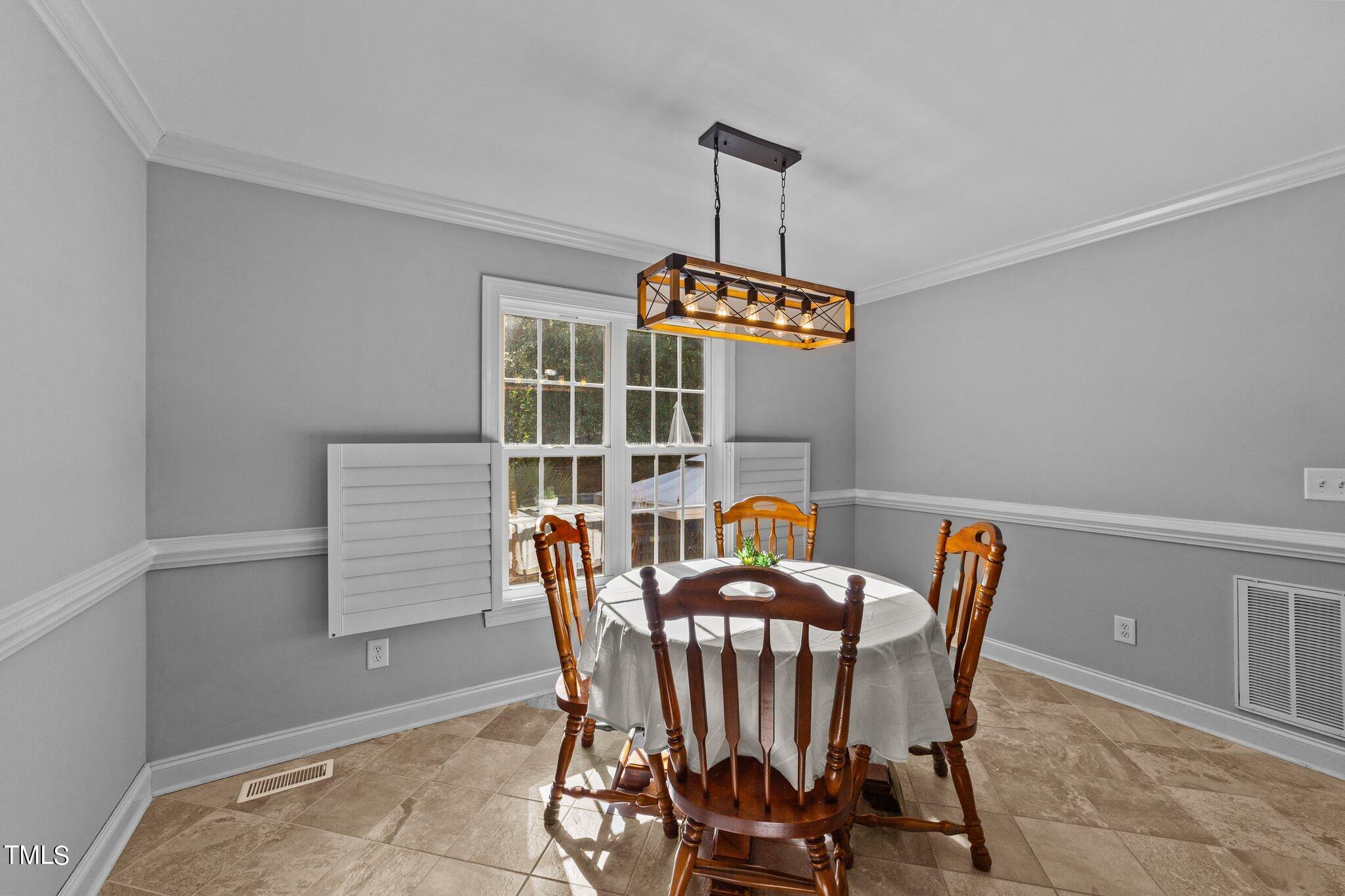 2109 Matthews Road Clayton, NC 27520 - Photo 8 of 23 35-web-or-mls-VB4A9301