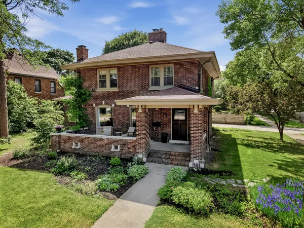 $600,000 | 1330 North 5th Street, Sheboygan, WI 53081