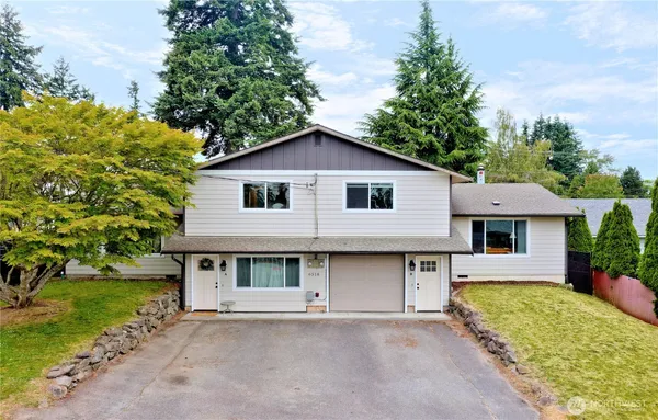 $775,000 | 6518 Elliott Way, Unit AB, Everett, WA 98203